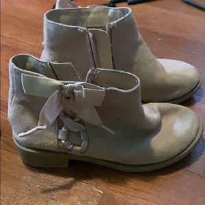 Blush color ankle boots little girls size 11